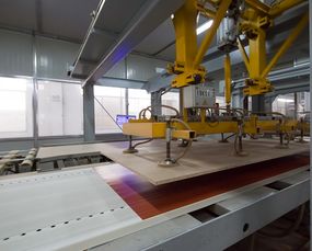 索菲亞工廠行 智能生產(chǎn)線締造高品質定制家居